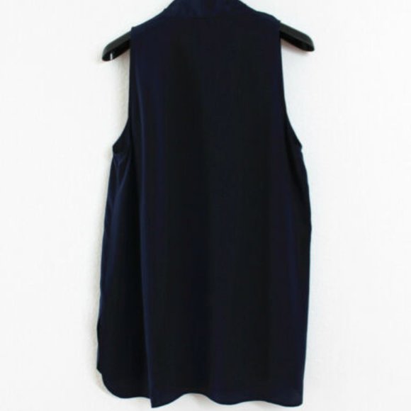 New Lilly Pulitzer Nicola Silk Top - Picture 5 of 5